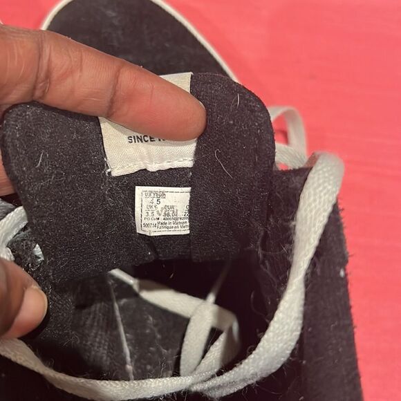 Vans Off the Wall Black/White Suede High Top Skate Sneakers Size Y 4.5 - Picture 4 of 7